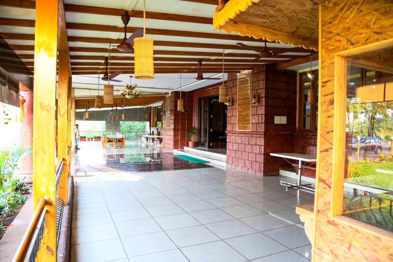 Hotel Saheb Panvel Exterior foto